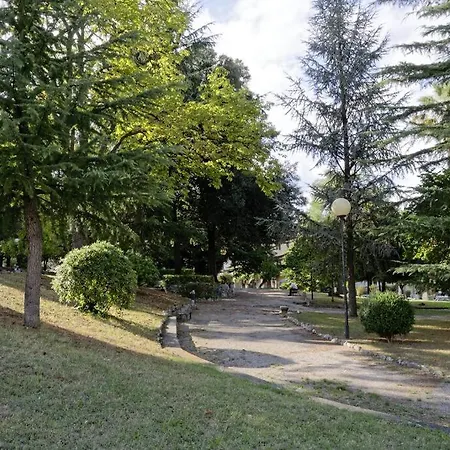 Alba - Parcheggio Gratis, Fronte Caserma, Clima * Ascoli Piceno