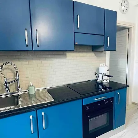 Alba - Parcheggio Gratis, Fronte Caserma, Clima Apartment
